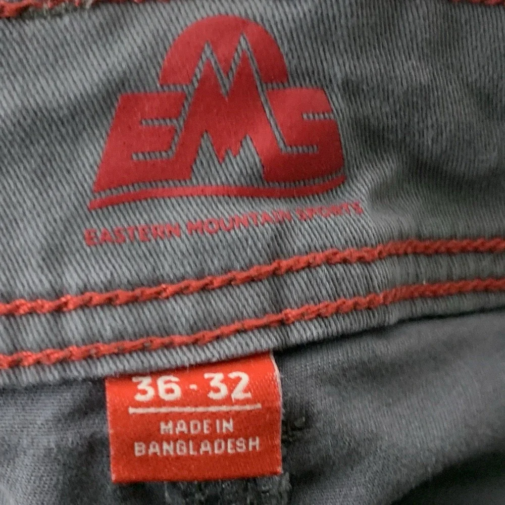EMS Eastern‎ Mountain Sports Men Size 36 x 30 Pants Gray Canvas Khakis Straight